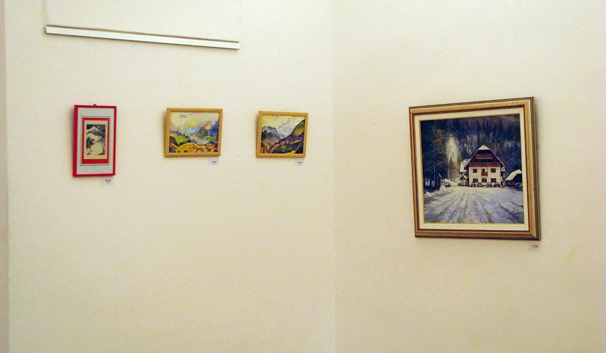 Gallery Družina, sales exhibition